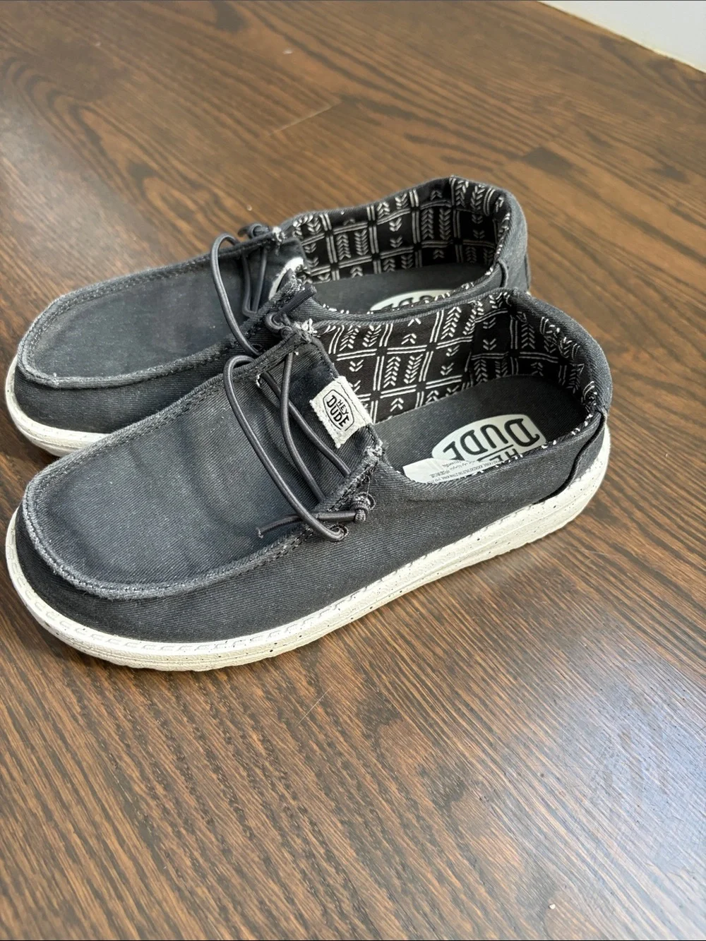 Hey Dude Wendy Y Stretch Canvas slip-on - Black. YT1